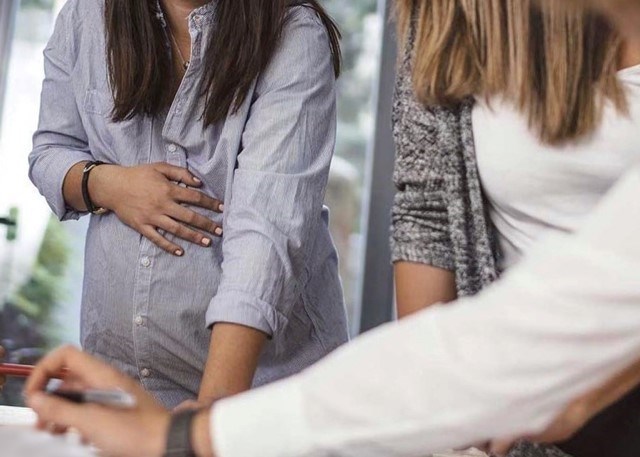 Принимать ли на работу беременных сотрудниц? Юридический аспект
